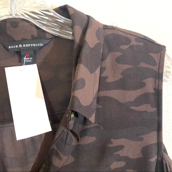 Brown camo cold-shoulder long sleeve button down blouse ROCK & REPUBLIC NWT sz M - Picture 4 of 10